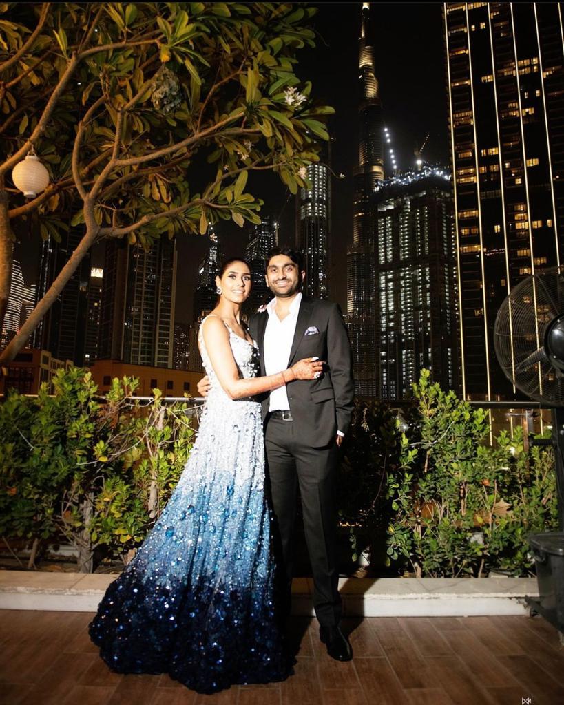 elegant engagement look for brides